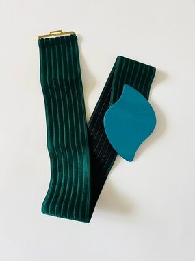 Elastic Ribbed Waist Belt in Dark Green with Teal Accent